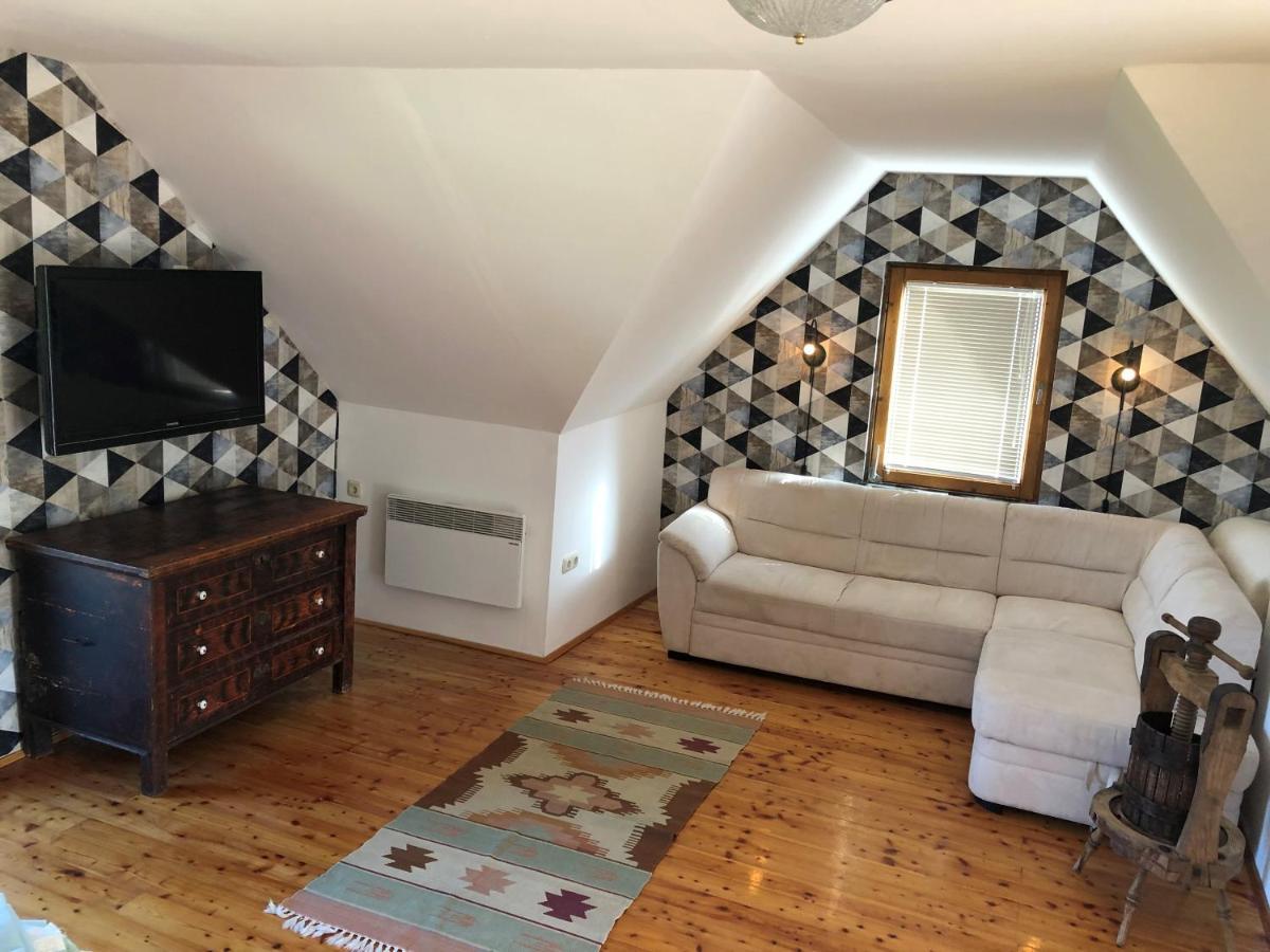 Szoloskert Studio Apartman Ábrahámhegy Exterior foto